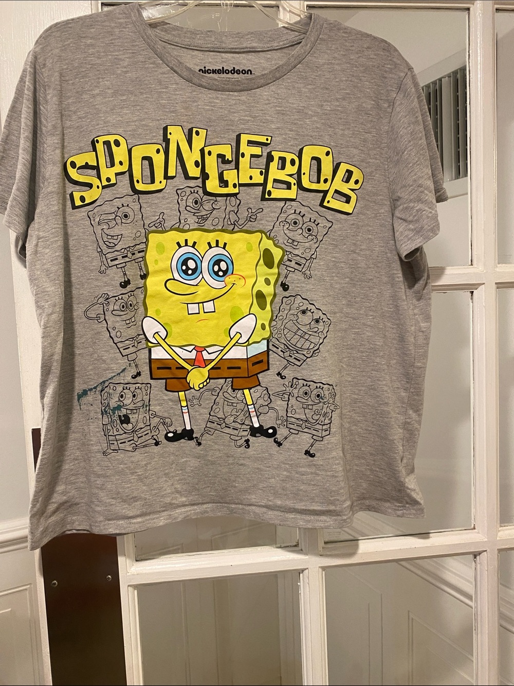 Nickelodeon size Junior XXL (19) Tshirt good condition